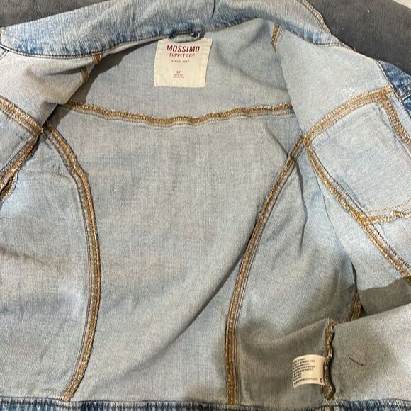 Mossimo denim jacket lightly distressed  | size S - Picture 7 of 8
